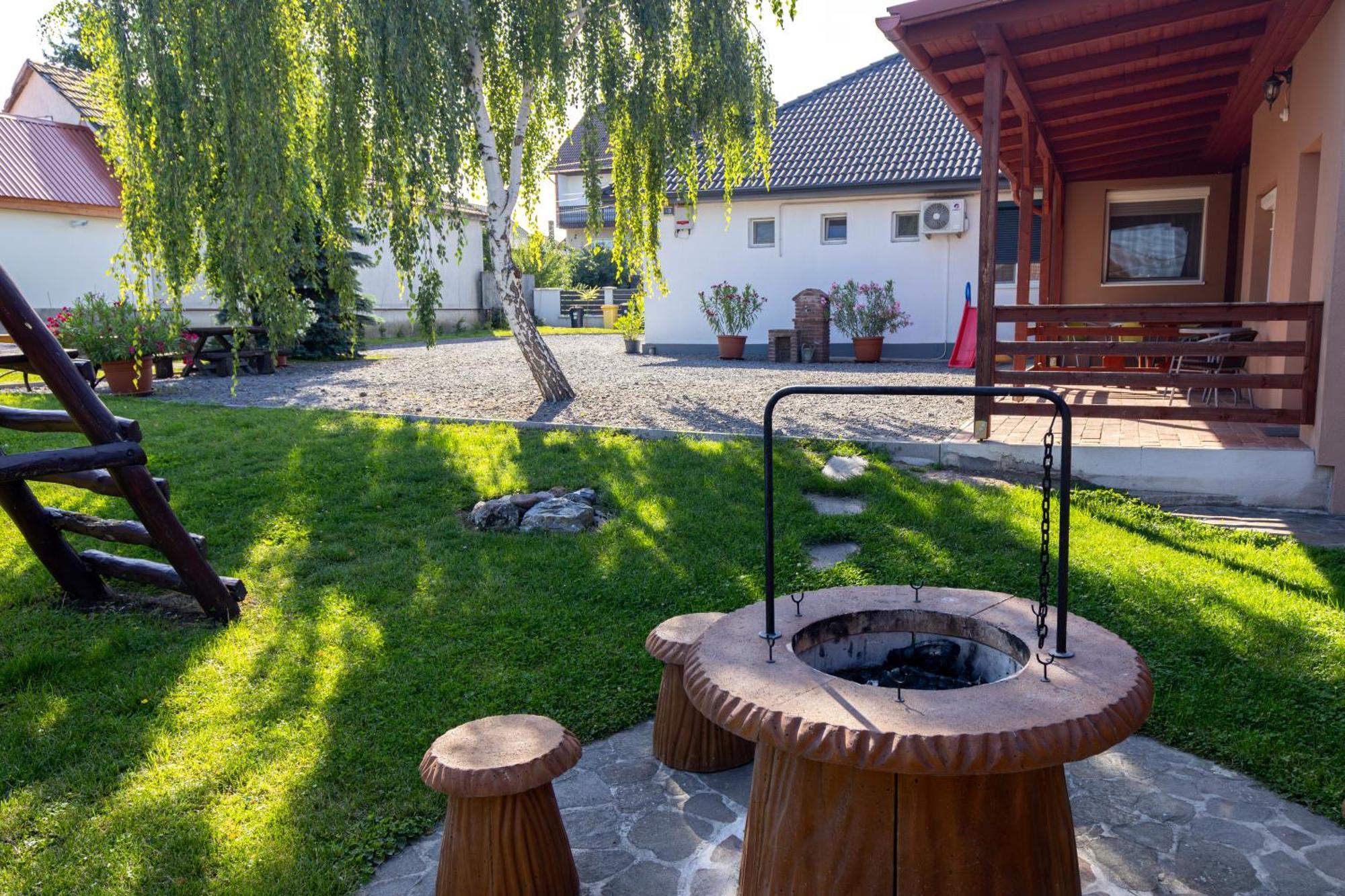 Kincső Vendégház Sárospatak Exterior foto