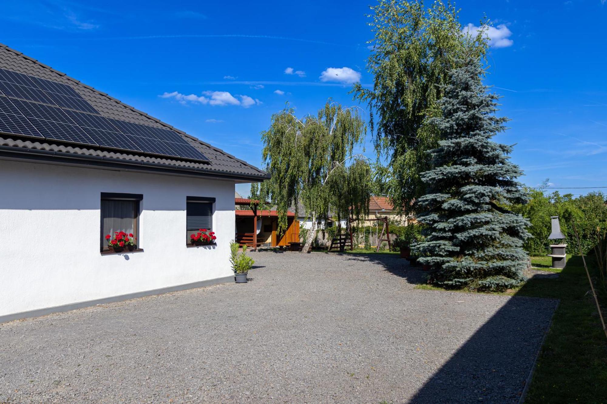 Kincső Vendégház Sárospatak Exterior foto